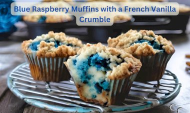 Blue Raspberry Muffins with a French Vanilla Crumble